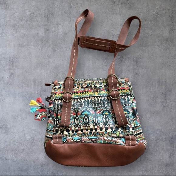 SAKROOTS CONVERTIBLE BACKPACK - NWOT - Picture 2 of 8